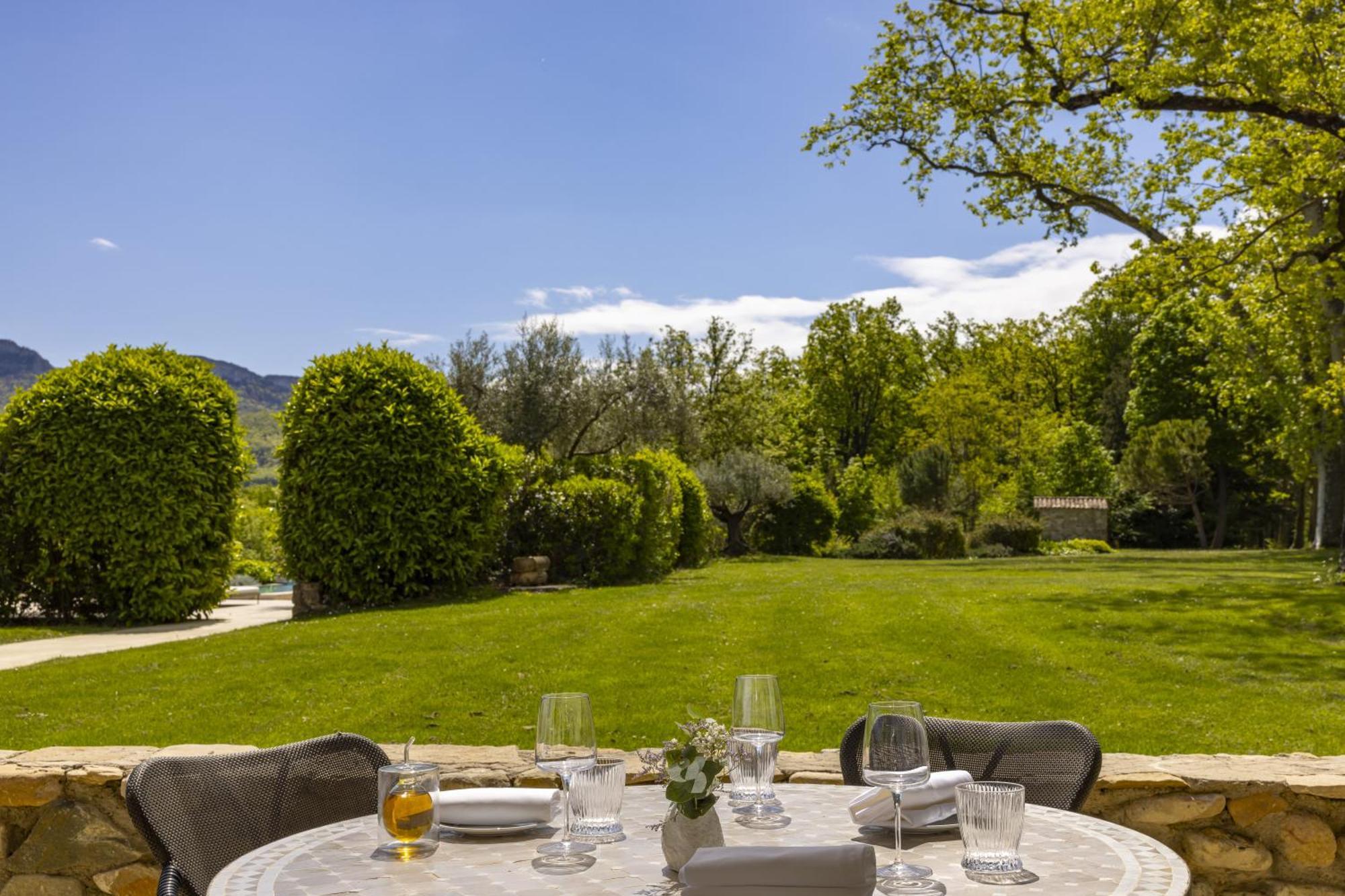 Chateau Les Oliviers De Salettes Charols Dış mekan fotoğraf